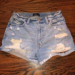 Amber Crombie and Fitch Annie high rise short